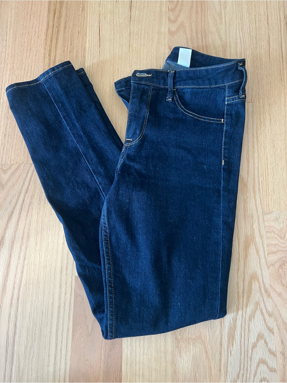 Women’s Skinny Jeans in Dark Blue Stretch Denim